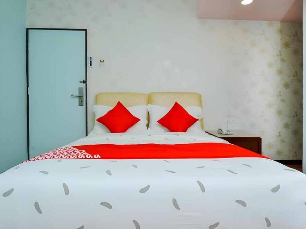 Grand Ct Hotel Малакка Экстерьер фото