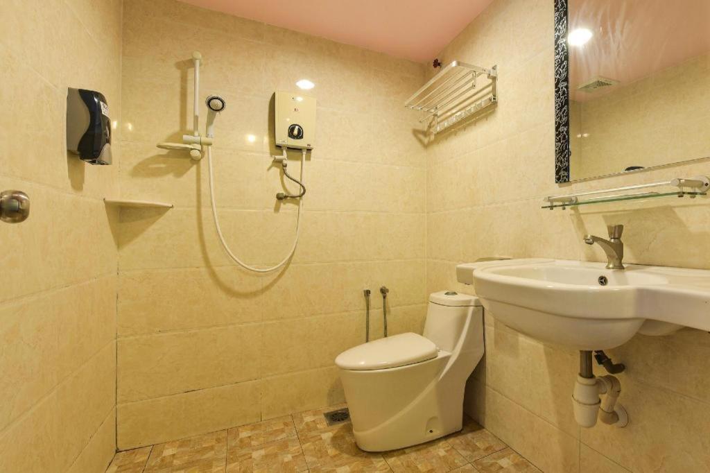 Grand Ct Hotel Малакка Экстерьер фото