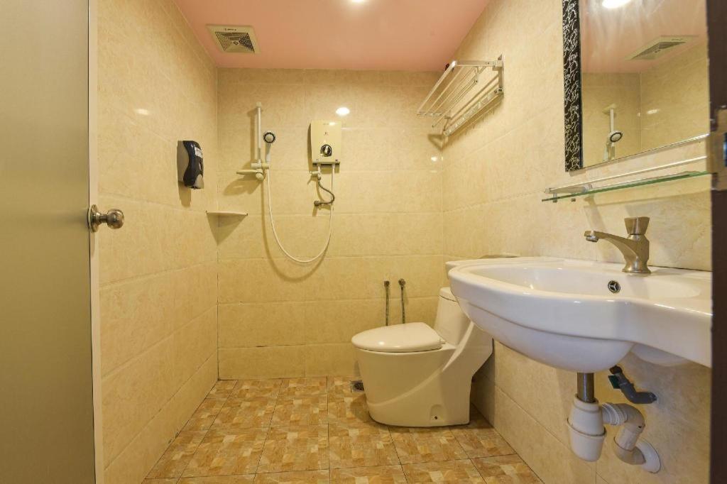Grand Ct Hotel Малакка Экстерьер фото