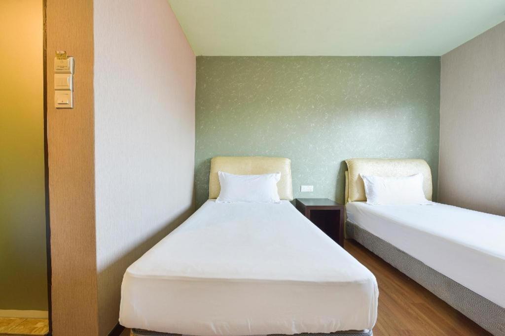 Grand Ct Hotel Малакка Экстерьер фото