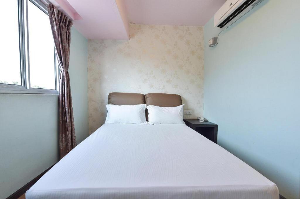 Grand Ct Hotel Малакка Экстерьер фото